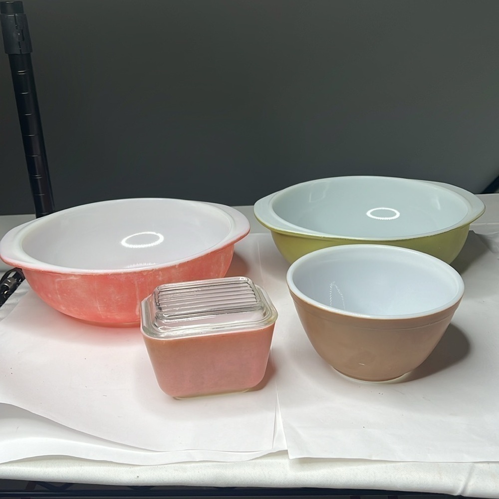 5 piece Pyrex Set - Picture 5 of 8